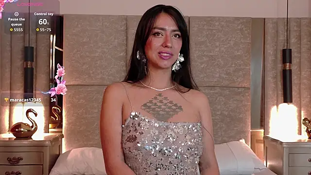 Snapshot of Penelope-Cross chatting on 11/27/25, 03:25 Penelope-Cross online show from 11/27/25, 03:25