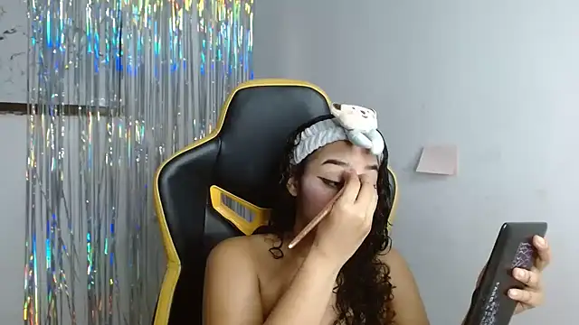 emily stars1 online show from 12/21/25, 10:39