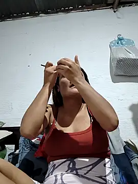 Catalina Bairon online show from 10/22/25, 09:47