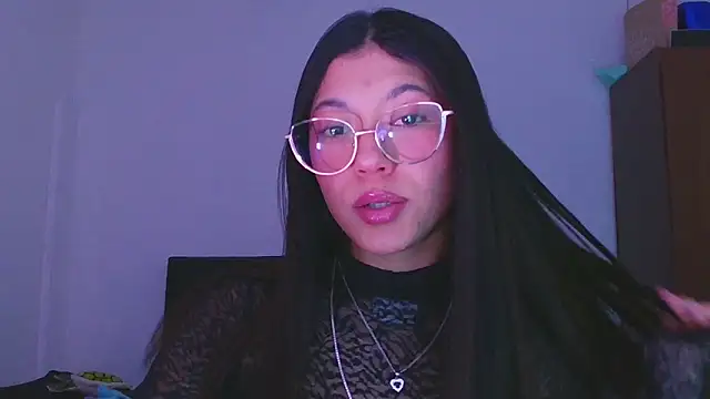 Snapshot of LissyM chatting on 11/13/25, 06:40 LissyM online show from 11/13/25, 06:40