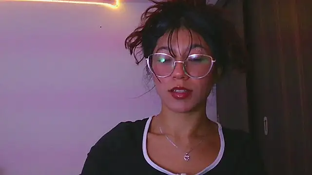 LissyM online show from 04/07/26, 08:53