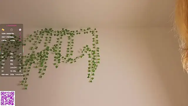 Snapshot of KissyCloud chatting on 11/12/25, 08:04 KissyCloud online show from 11/12/25, 08:04