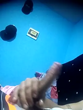 Snapshot of Scorpion05_ chatting on 12/05/25, 07:06 Scorpion05 online show from 12/05/25, 07:06