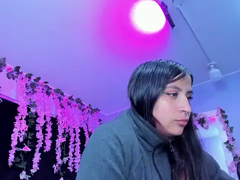 Gabyy Cooper  online show from 02/07/26, 01:09