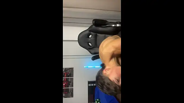 JUSTIN JHONS online show from 11/21/25, 03:38