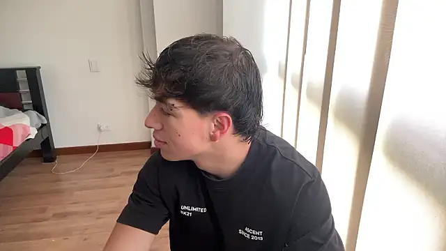 JUSTIN JHONS online show from 03/21/26, 09:29