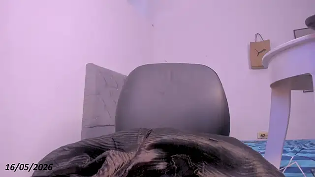 AnthonellaBrowm online show from 05/16/26, 07:34