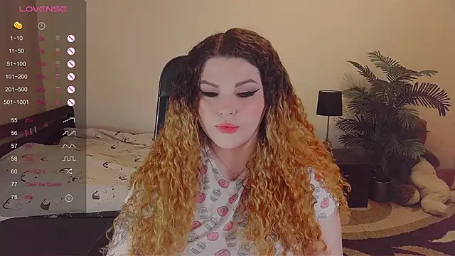 Snapshot of GwenSummers chatting on 12/05/24, 02:00 GwenSummers online show from 12/05/24, 02:00