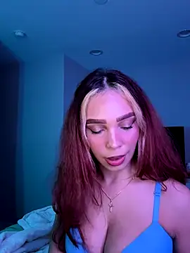 Latinagf online show from 11/10/25, 02:32