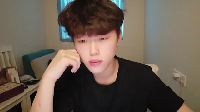 L1kuto online show from 02/11/26, 08:52