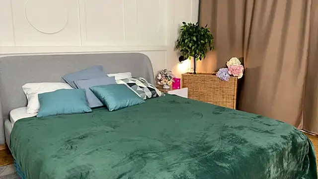 Adele Shy online show from 11/29/25, 01:30