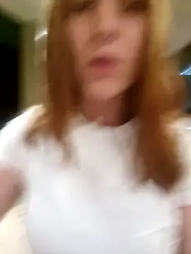 Snapshot of MjSexyGirl420 chatting on 11/04/25, 09:19 MjSexyGirl420 online show from 11/04/25, 09:19