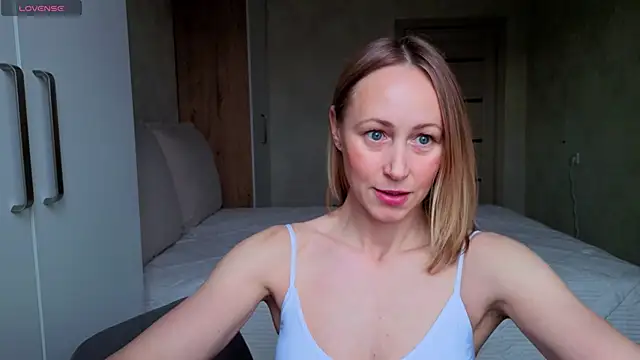 MissNatali  online show from 04/16/26, 12:55