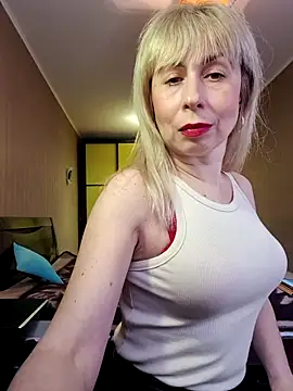 SelinaLovqx online show from 03/07/26, 10:34