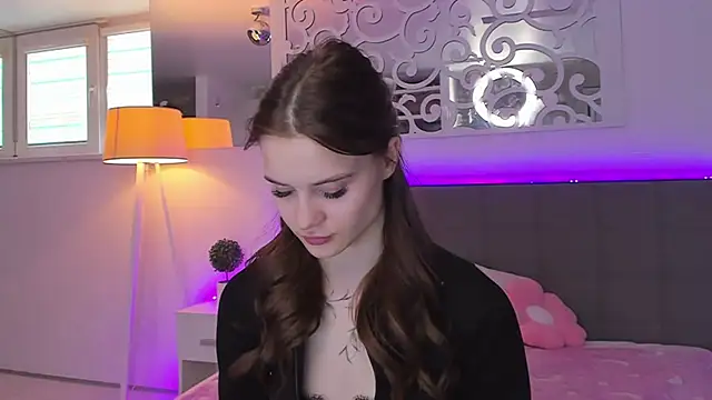 LuisaClover online show from 03/14/26, 01:16