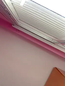 Snapshot of cotoncandyy chatting on 11/25/25, 02:06 cotoncandyy online show from 11/25/25, 02:06