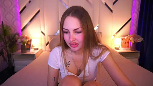 Snapshot of AleksaaJoy chatting on 06/04/26, 08:37 AleksaaJoy online show from 06/04/26, 08:37