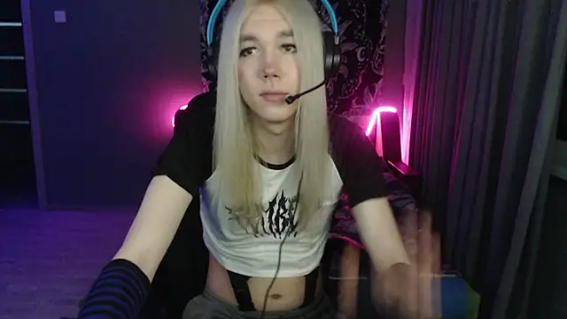 stiff boys online show from 12/03/25, 06:28