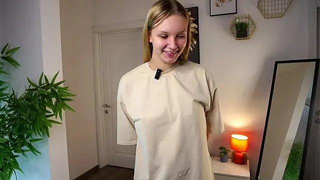 ElissaGlod online show from 10/27/25, 11:25