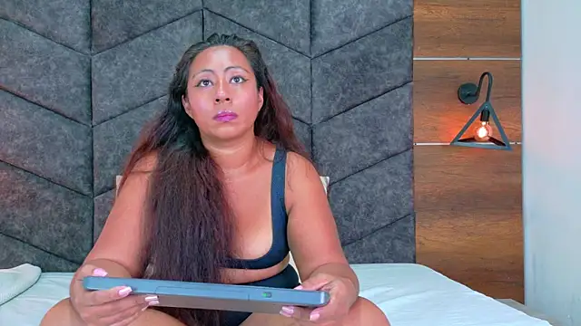 SeleneGibson   online show from 02/13/26, 07:32