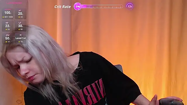 Snapshot of CherryNight6 chatting on 10/31/25, 10:22 CherryNight6 online show from 10/31/25, 10:22