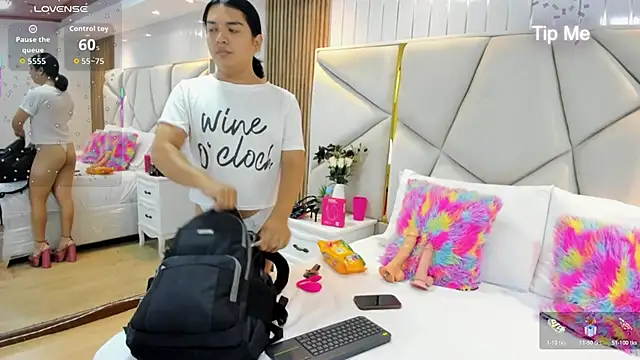 SweetKata  online show from 12/19/25, 11:50