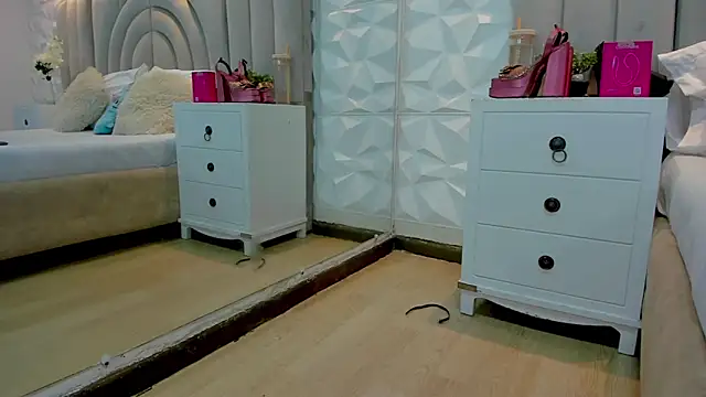 SweetKata  online show from 04/14/26, 07:09