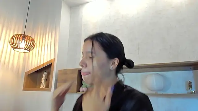 sophie duval online show from 03/20/26, 01:10