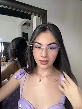 IslaCole online show from 01/10/26, 08:10