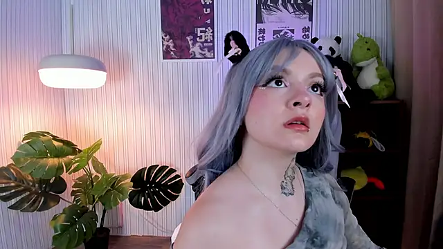 Snapshot of lexirouge__ chatting on 11/21/25, 07:56 lexirouge online show from 11/21/25, 07:56