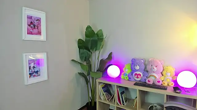 Snapshot of lexirouge__ chatting on 11/27/25, 12:29 lexirouge online show from 11/27/25, 12:29