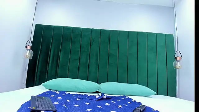 Melody Horney online show from 02/12/26, 03:34