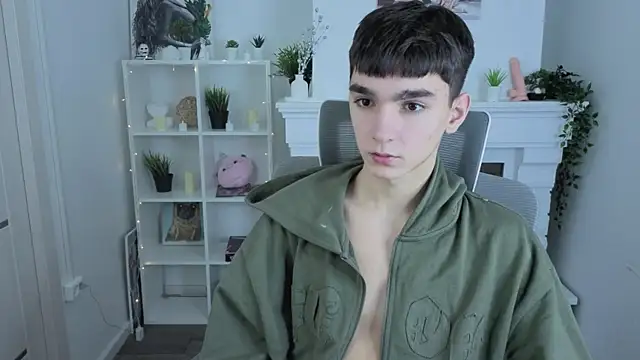 YamiTwink online show from 11/30/25, 08:35