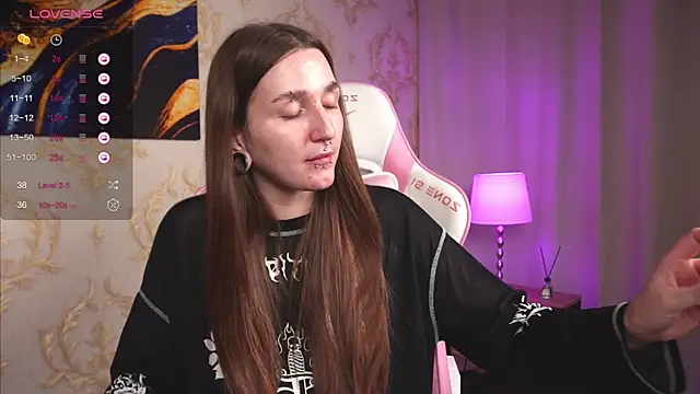 Snapshot of Wilder_Wein chatting on 11/01/25, 06:37 Wilder Wein online show from 11/01/25, 06:37