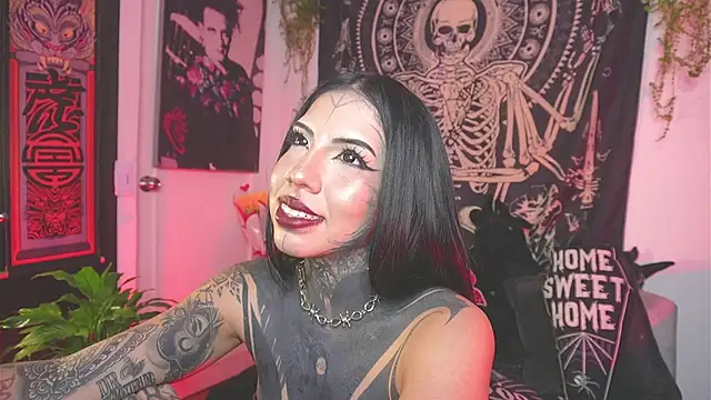 Dalia Vorhees online show from 05/27/26, 01:57