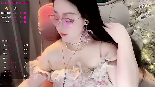 Snapshot of Monica-666888- chatting on 06/16/26, 05:15 Monica-666888- online show from 06/16/26, 05:15