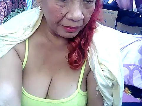 Snapshot of Sweetpinay_mature chatting on 07/16/26, 01:11 Sweetpinay mature online show from 07/16/26, 01:11