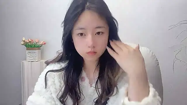 Love-hanzaizai718 online show from 11/03/25, 07:59