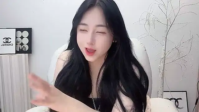 Love-hanzaizai718 online show from 11/17/25, 05:41