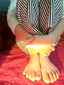 Cherry Le02 online show from 11/23/25, 03:34