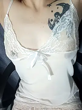 Cherry Le02 online show from 04/04/26, 03:38