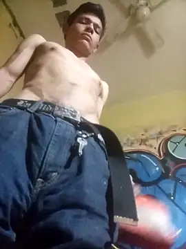 Snapshot of HSexy_Men00 chatting on 11/11/25, 07:19 HSexy Men00 online show from 11/11/25, 07:19