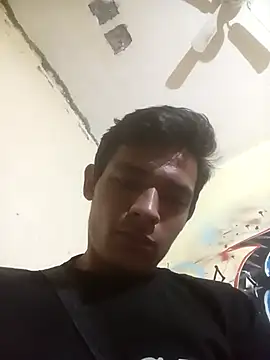 Snapshot of HSexy_Men00 chatting on 11/21/25, 08:13 HSexy Men00 online show from 11/21/25, 08:13