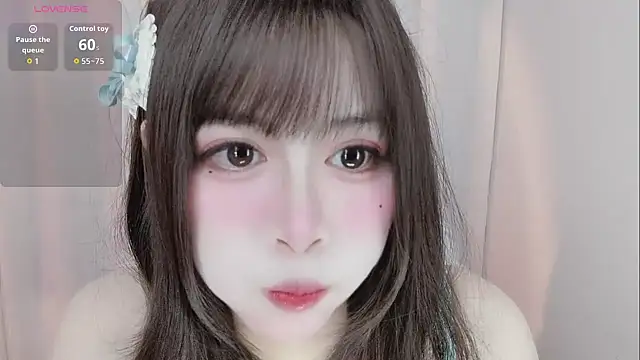 Snapshot of -zhuzhu-999- chatting on 05/18/26, 02:45 -zhuzhu-999- online show from 05/18/26, 02:45