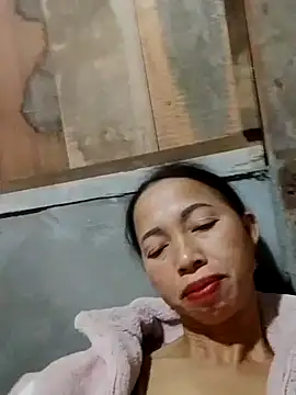 TRIEUTRIEU20 online show from 11/02/25, 01:57