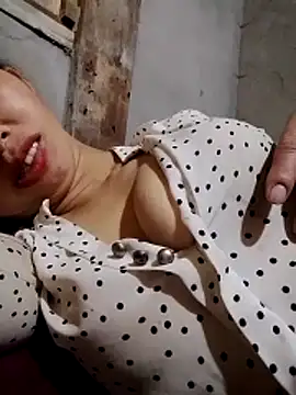 TRIEUTRIEU20 online show from 11/07/25, 05:29