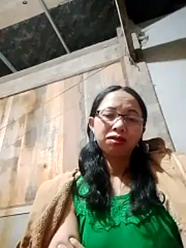 TRIEUTRIEU20 online show from 11/25/25, 03:45