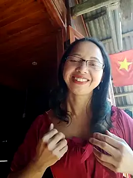 TRIEUTRIEU20 online show from 11/26/25, 03:51