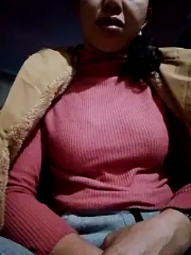 TRIEUTRIEU20 online show from 12/17/25, 06:03