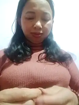 TRIEUTRIEU20 online show from 02/04/26, 02:23